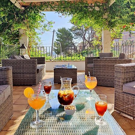 Cala de Sant Vicenc Boutique Hotel Oriola מראה חיצוני תמונה