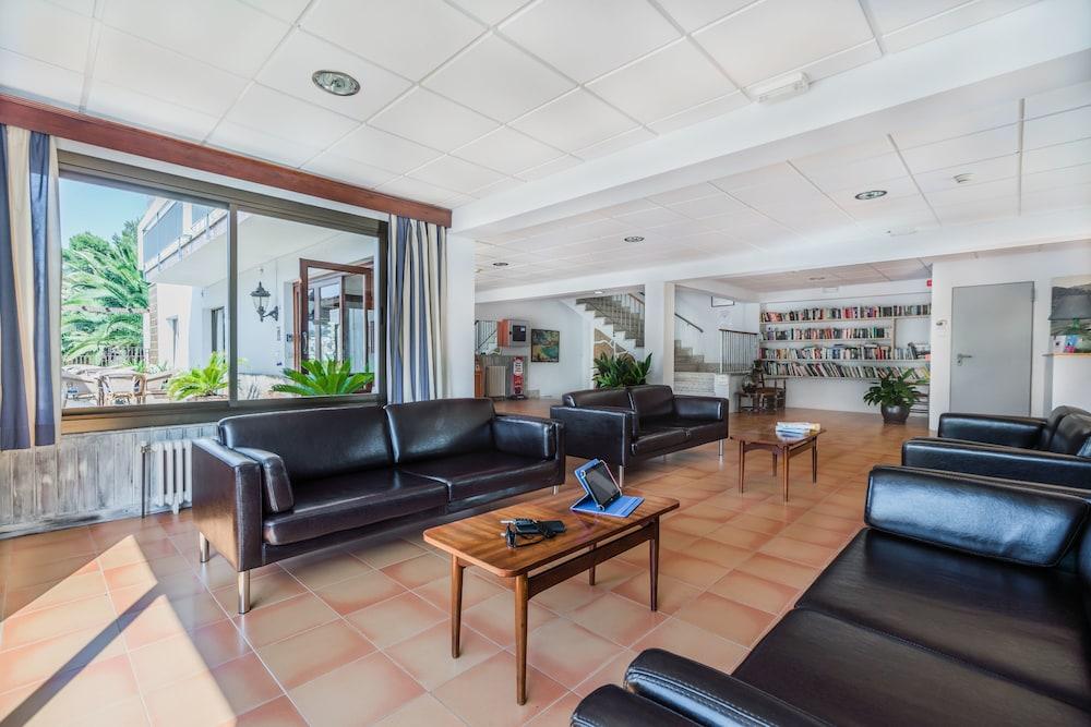Cala de Sant Vicenc Boutique Hotel Oriola מראה חיצוני תמונה