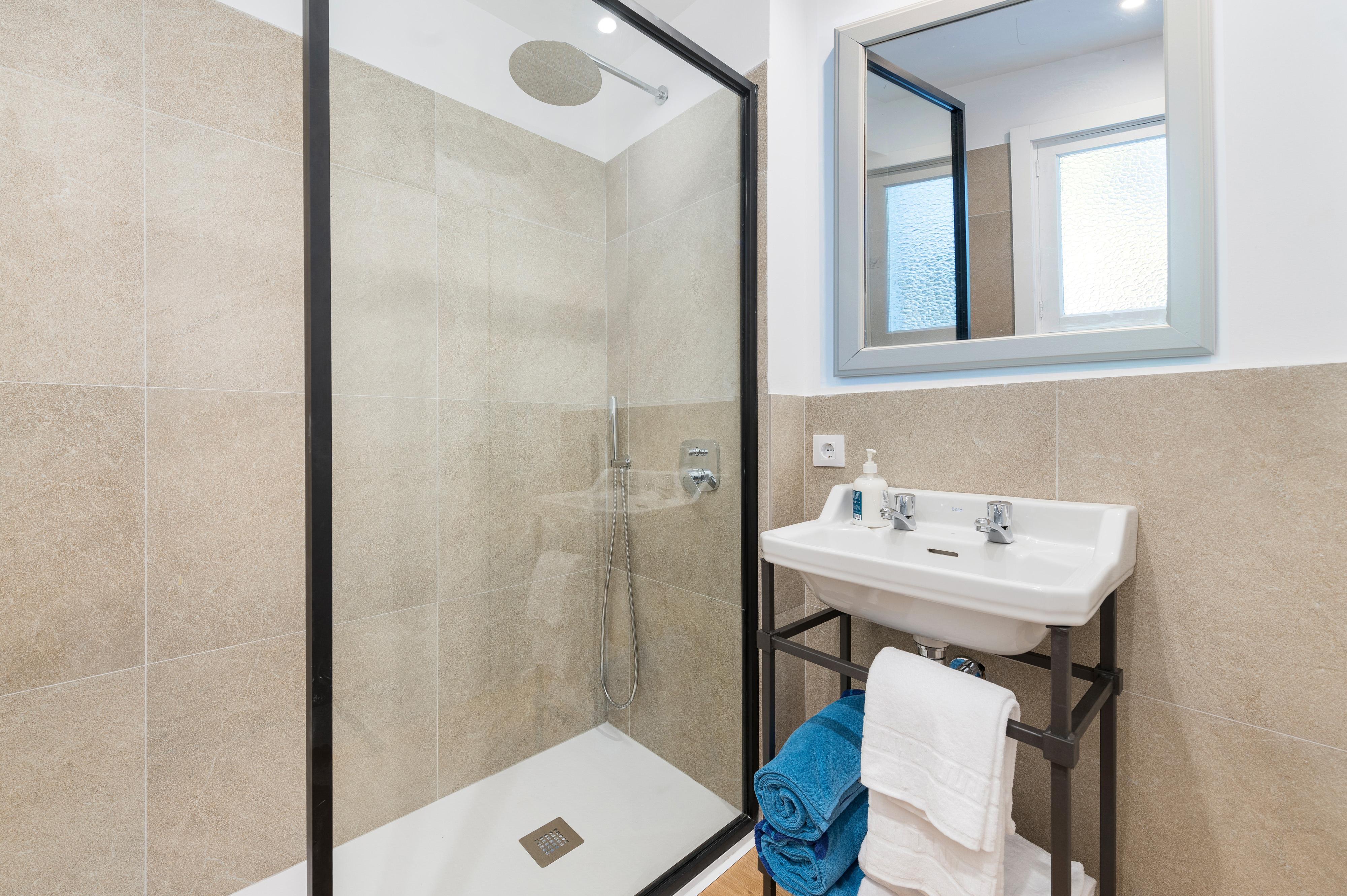 Cala de Sant Vicenc Boutique Hotel Oriola מראה חיצוני תמונה