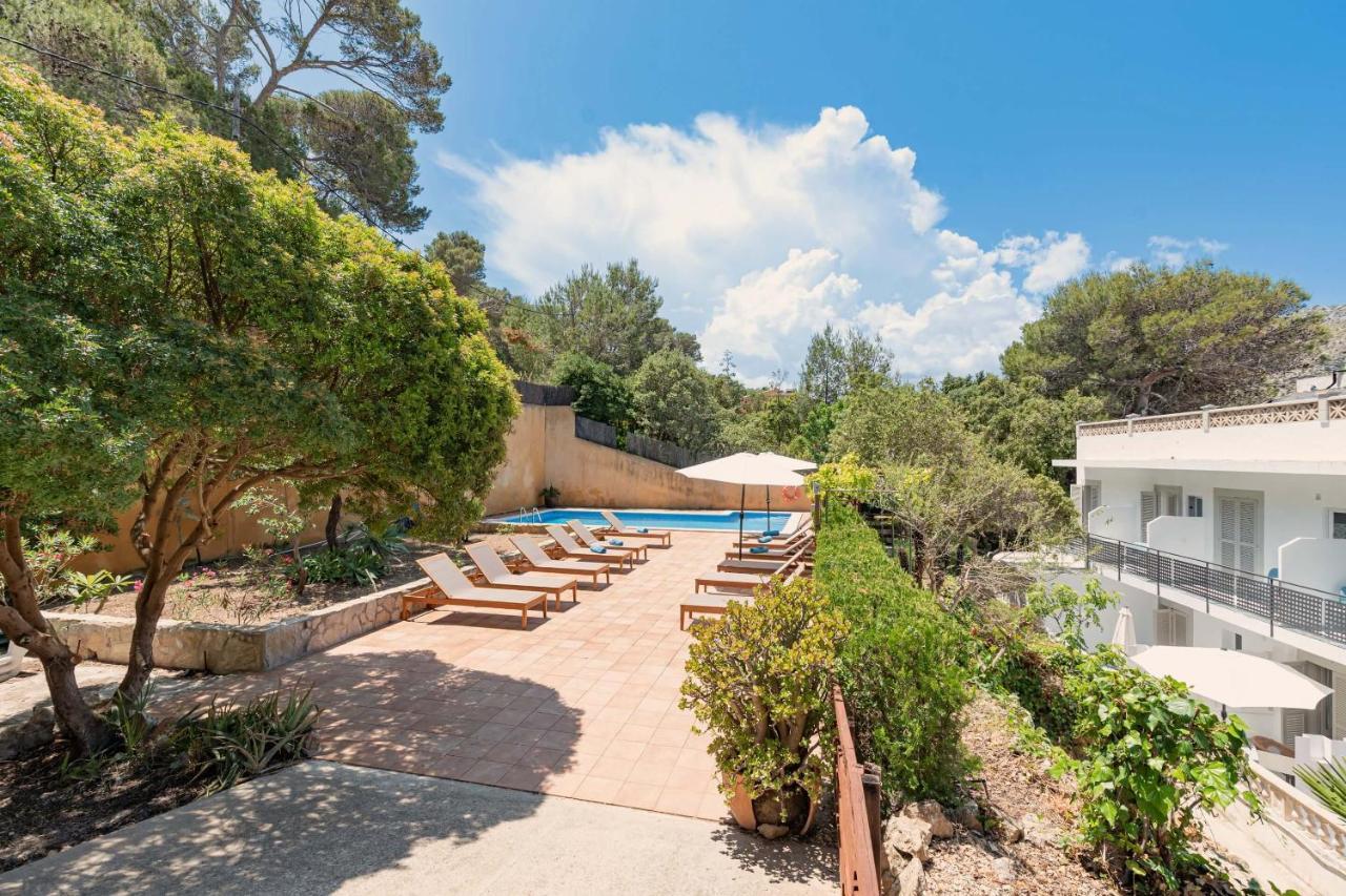 Cala de Sant Vicenc Boutique Hotel Oriola מראה חיצוני תמונה