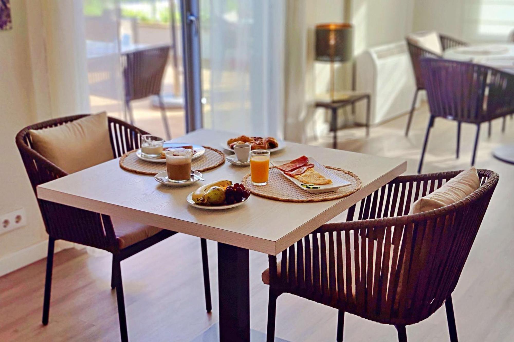 Cala de Sant Vicenc Boutique Hotel Oriola מראה חיצוני תמונה