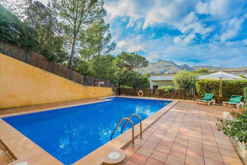 Cala de Sant Vicenc Boutique Hotel Oriola מראה חיצוני תמונה